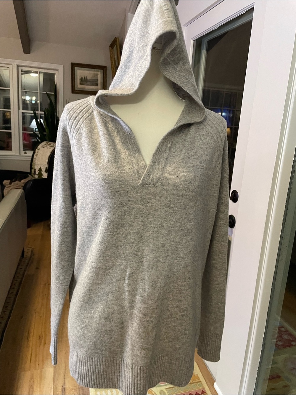 Max Studio Cashmere Hoodie Light Gray Hooded Sweater for Women L